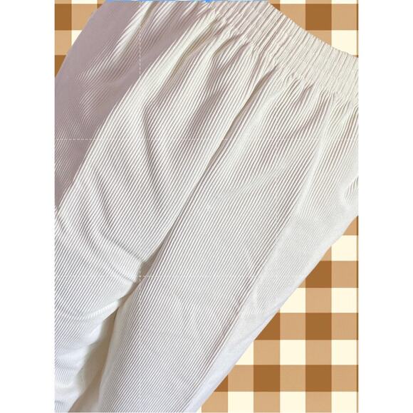 Alfred Dunner Womens 14 Petite Proportioned Short Cream Corduroy Pants - Picture 5 of 7